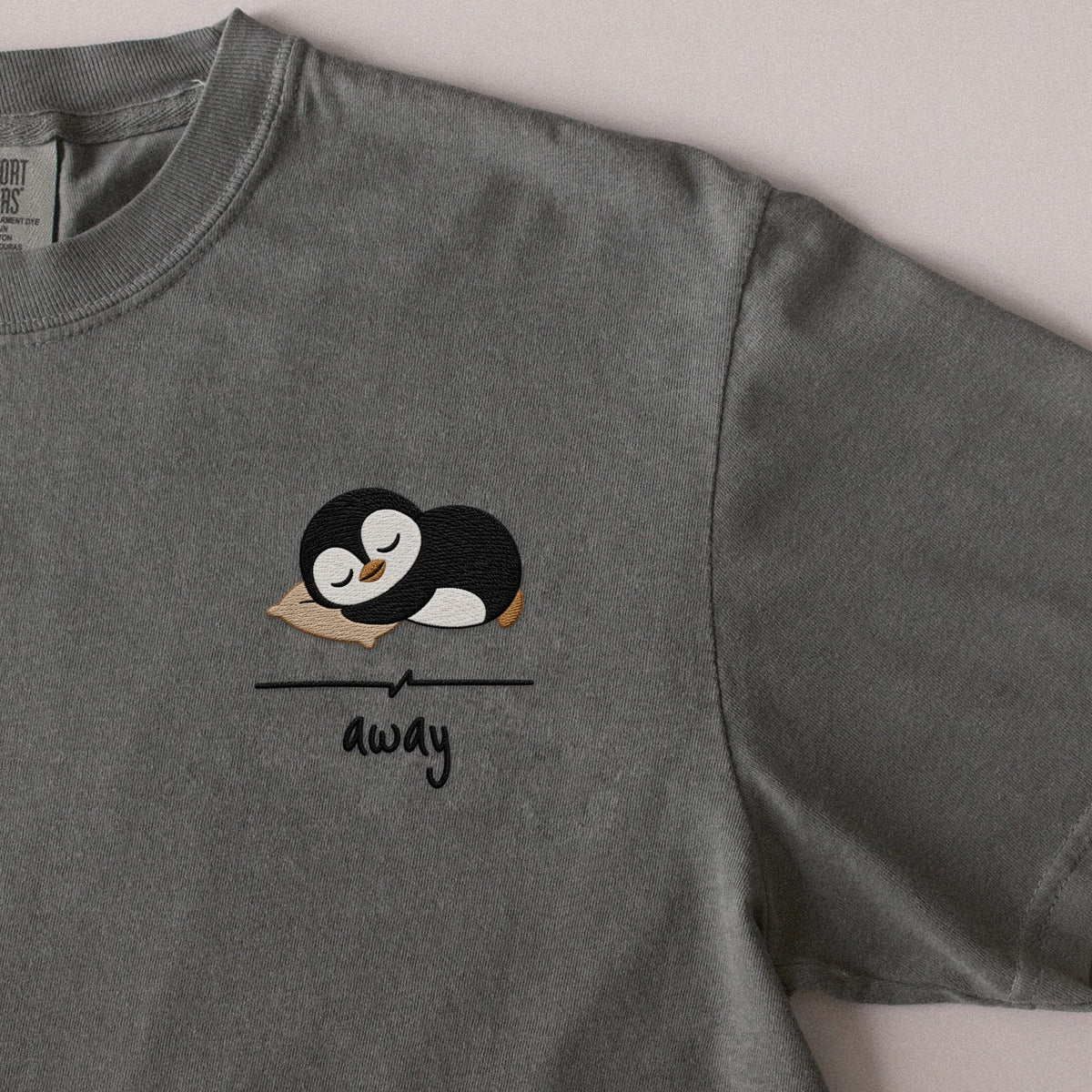 Away embroidered t-shirt in Moss