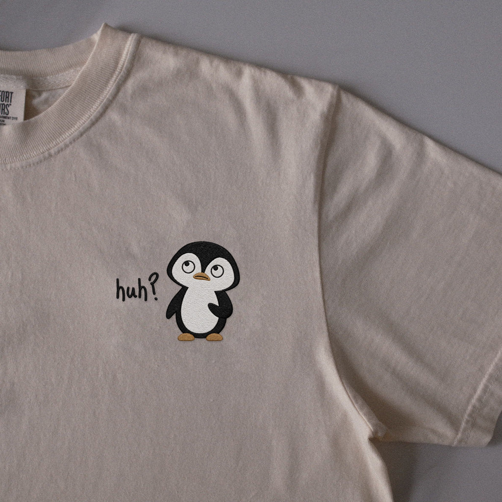 Huh? embroidered t-shirt in Ivory