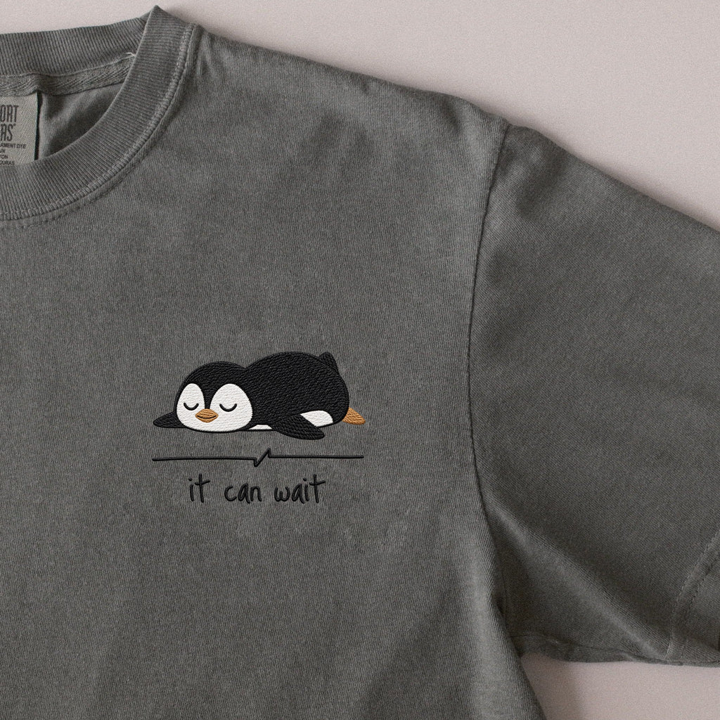 It Can Wait embroidered t-shirt in Moss