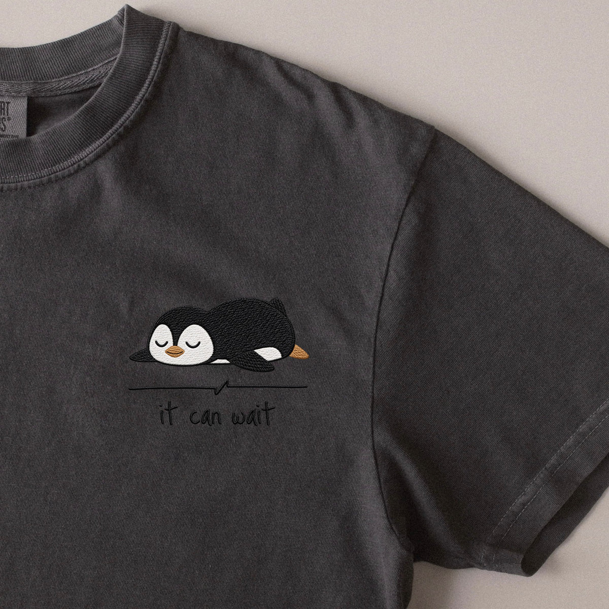 It Can Wait embroidered t-shirt in Pepper
